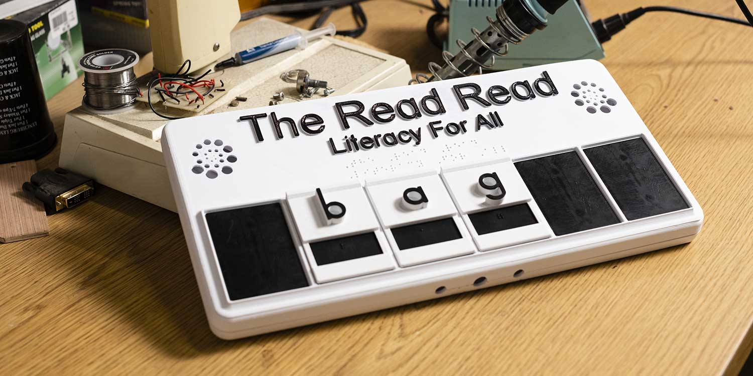 The latest version of the Read Read device.