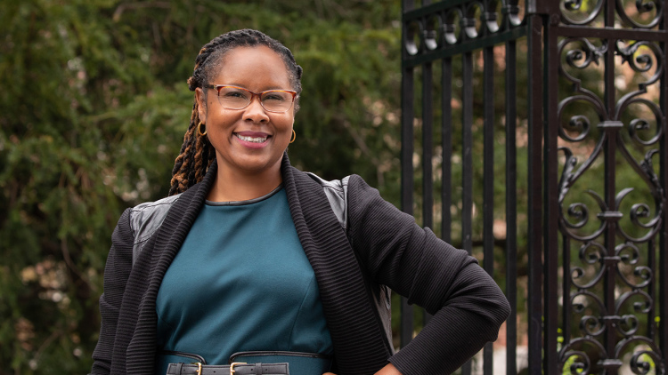 Ebony Bridwell-Mitchell