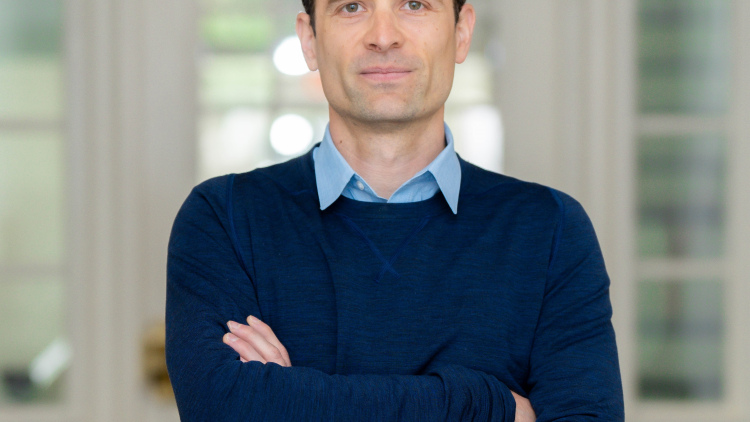 Bertrand Schneider