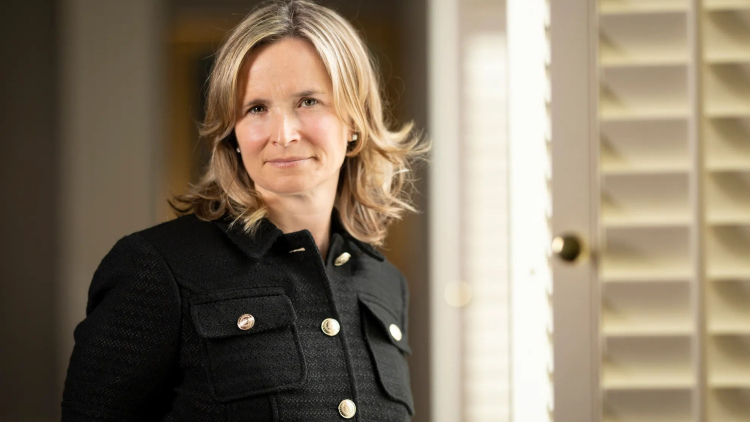 Dean Nonie Lesaux