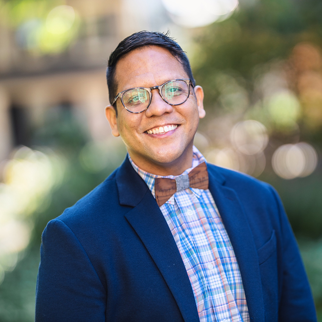 Headshot of Frank Arce, Director of Admissions