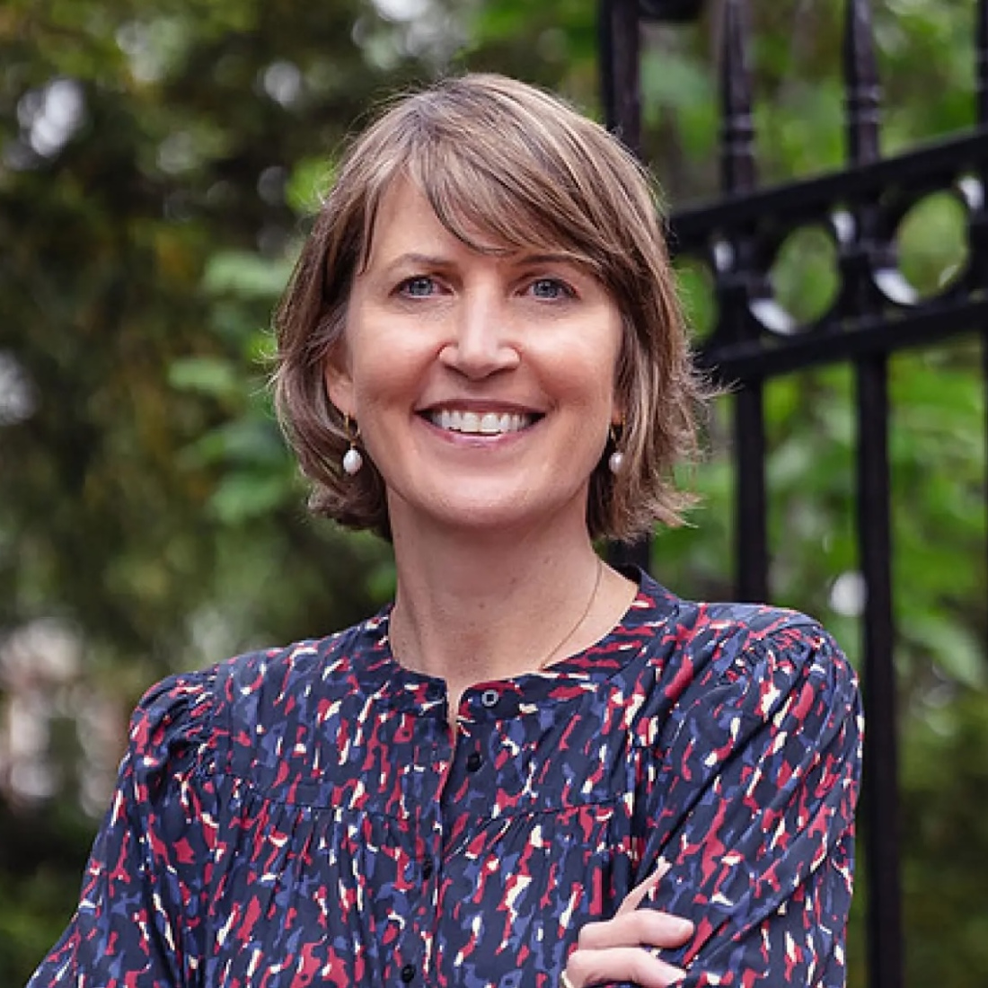 Jen Cheatham's headshot