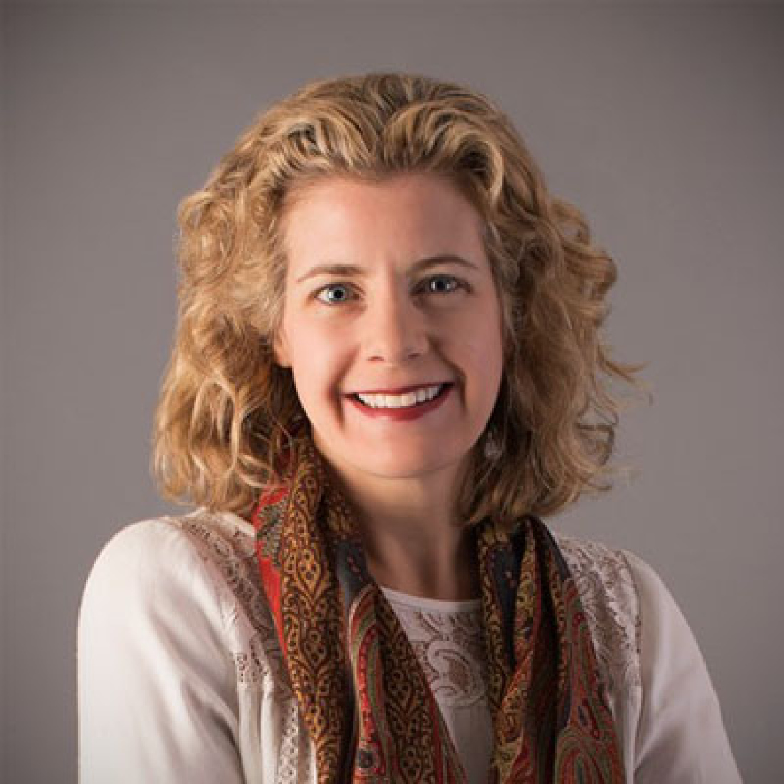 Kate Linkous's headshot