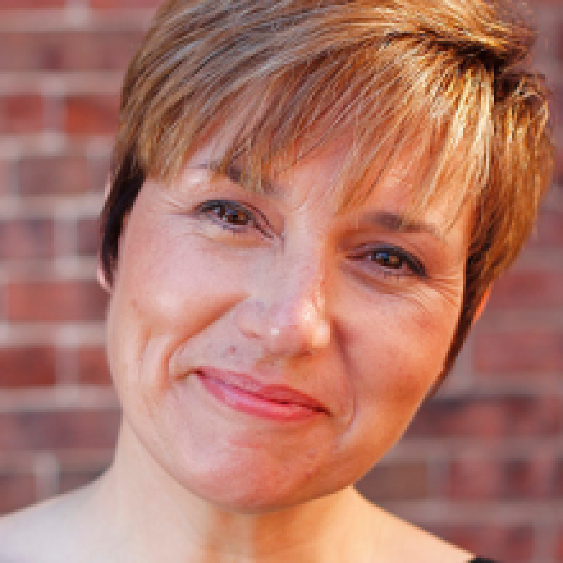 Tina Blythe's headshot