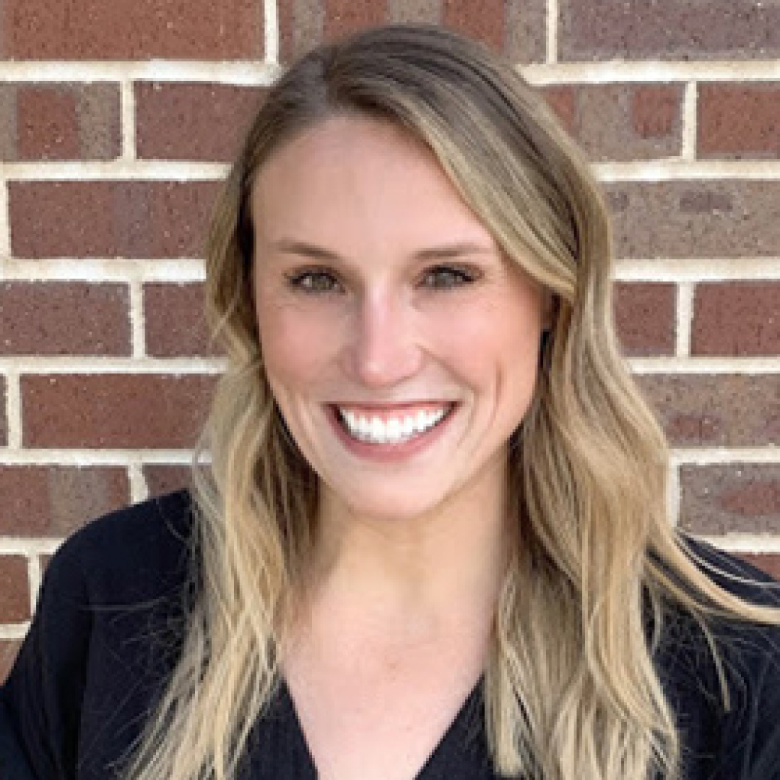Christina Claiborne's headshot