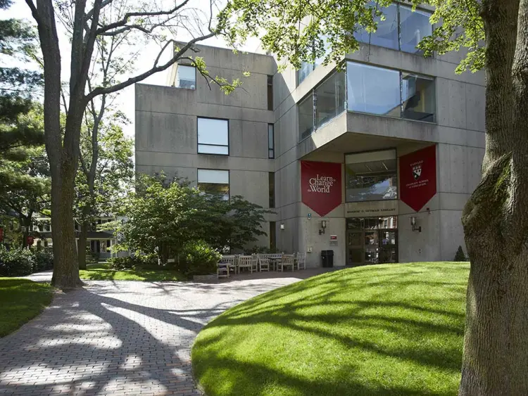 Monroe C. Gutman Library, photo 2